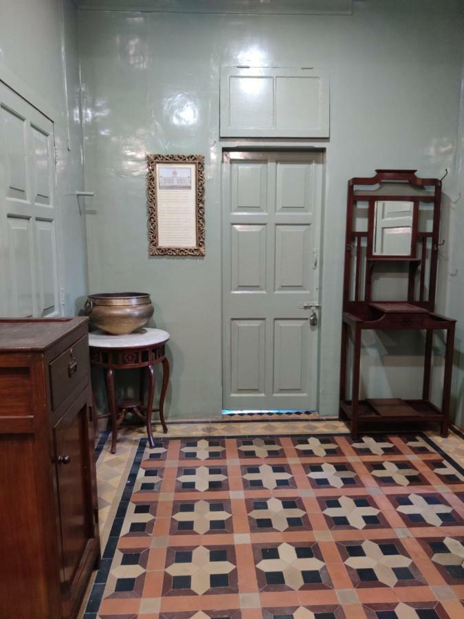 Hebbar'S Heritage Home Мумбаи Экстерьер фото