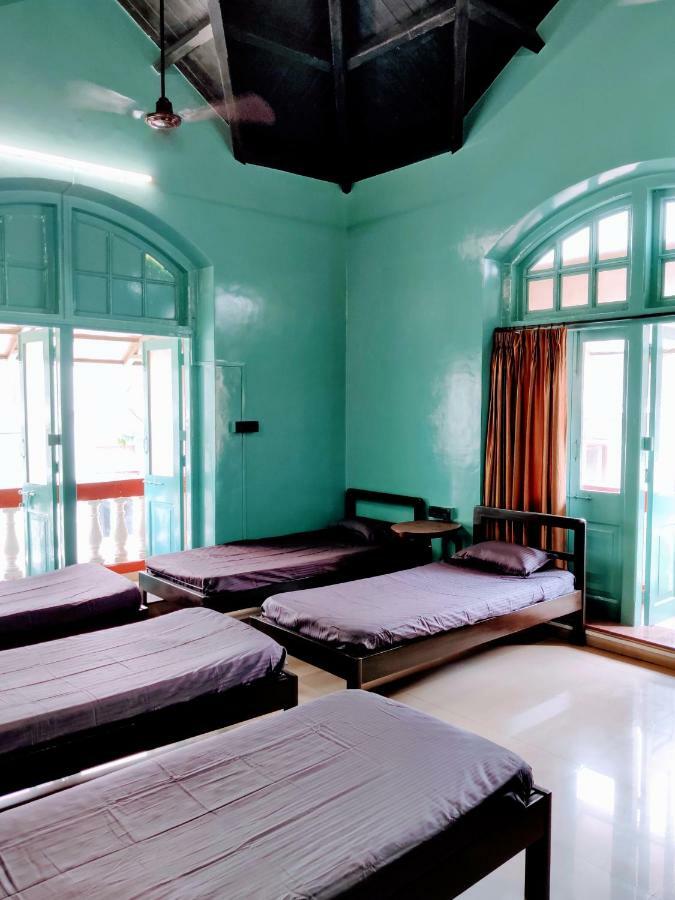 Hebbar'S Heritage Home Мумбаи Экстерьер фото